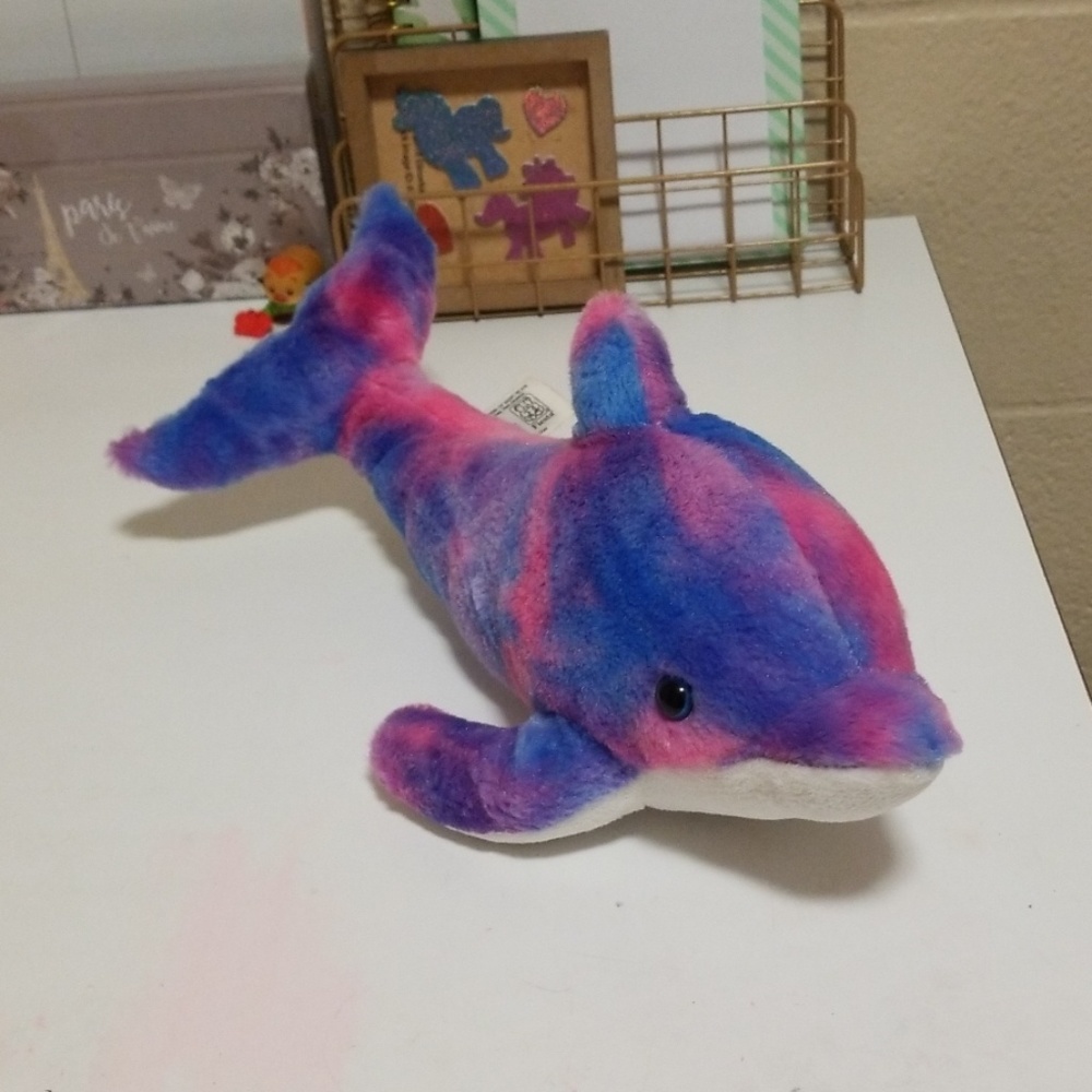 Stuffed animal/ whale
